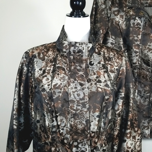 Tribal Spring/Fall Zipped Jacket With Snap Closures. - Picture 2 of 7